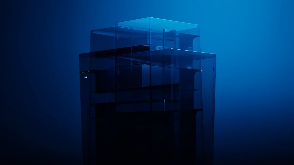 Volumes de verre translucides imbriqués, évoquant des serveurs virtualisés